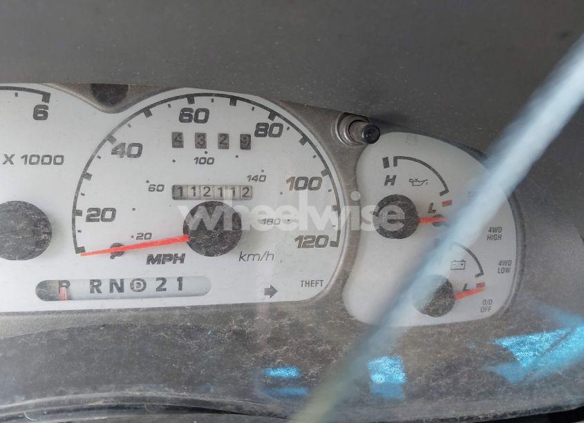 Photo 7 of 2003 Ford Explorer SPORT TRAC XLS/XLT (VIN 1FMZU77E83UA65631)