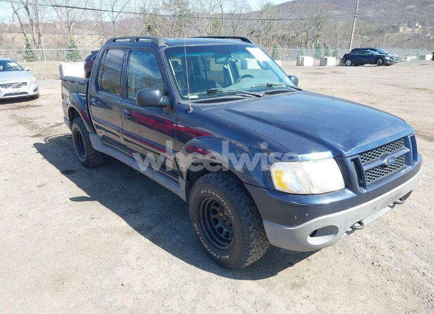 2003 Ford Explorer SPORT TRAC XLS/XLT (VIN 1FMZU77E83UA73034) main photo