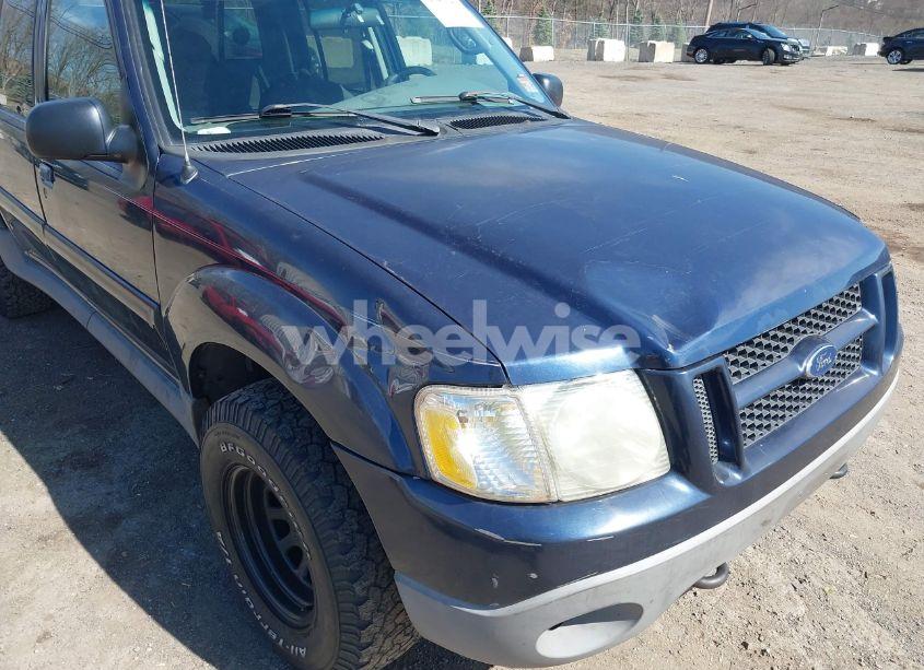 Photo 6 of 2003 Ford Explorer SPORT TRAC XLS/XLT (VIN 1FMZU77E83UA73034)