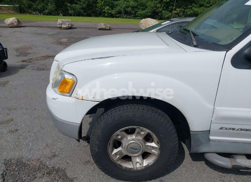 Photo 12 of 2002 Ford Explorer SPORT TRAC (VIN 1FMZU77E92UB70693)