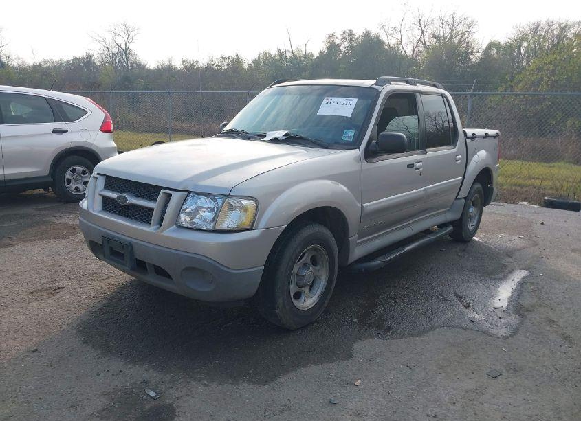 Photo 2 of 2002 Ford Explorer SPORT TRAC (VIN 1FMZU77EX2UD24702)