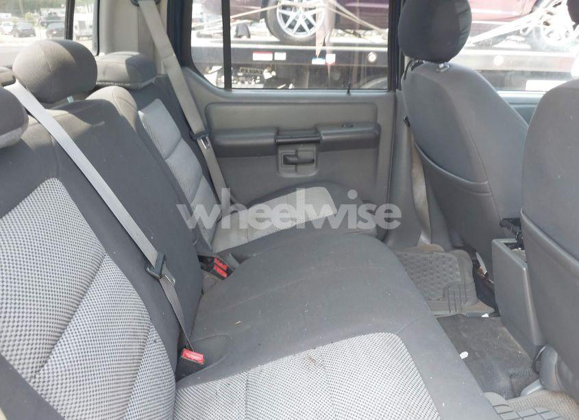 Photo 8 of 2004 Ford Explorer SPORT TRAC ADRENALIN/XLS/XLT (VIN 1FMZU77K04UB58957)