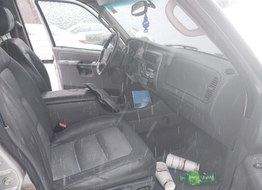 Photo 5 of 2005 Ford Explorer SPORT TRAC ADRENALIN/XLS/XLT (VIN 1FMZU77K05UB01773)