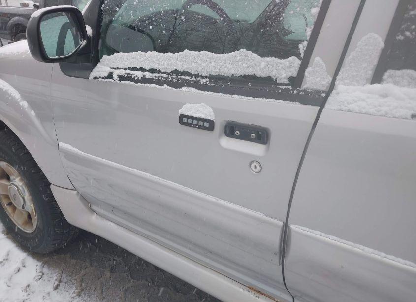 Photo 6 of 2005 Ford Explorer SPORT TRAC ADRENALIN/XLS/XLT (VIN 1FMZU77K05UB01773)