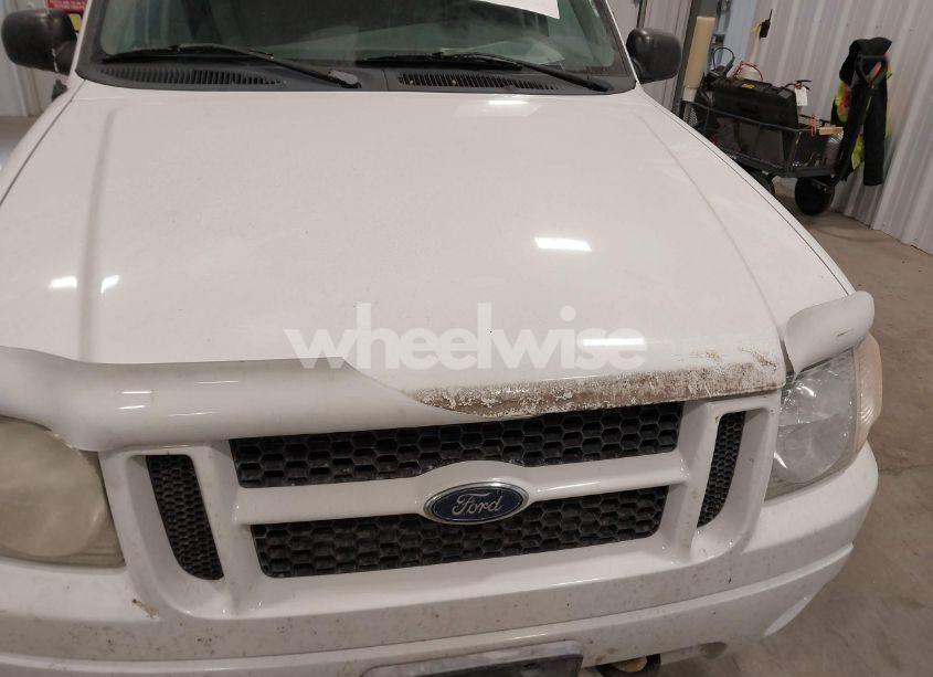 Photo 14 of 2004 Ford Explorer SPORT TRAC ADRENALIN/XLS/XLT (VIN 1FMZU77K14UA70614)