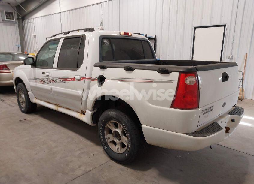 Photo 3 of 2004 Ford Explorer SPORT TRAC ADRENALIN/XLS/XLT (VIN 1FMZU77K14UA70614)