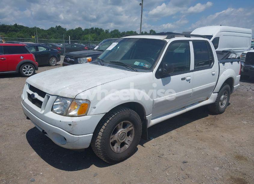Photo 2 of 2004 Ford Explorer SPORT TRAC ADRENALIN/XLS/XLT (VIN 1FMZU77K14UB90445)