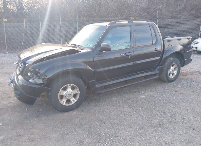 Photo 2 of 2004 Ford Explorer SPORT TRAC ADRENALIN/XLS/XLT (VIN 1FMZU77K24UA47388)