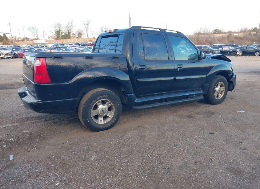 Photo 4 of 2004 Ford Explorer SPORT TRAC ADRENALIN/XLS/XLT (VIN 1FMZU77K24UA47388)