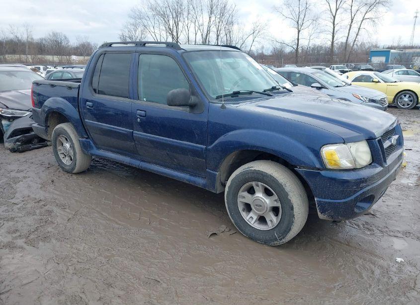 2004 Ford Explorer SPORT TRAC ADRENALIN/XLS/XLT (VIN 1FMZU77K24UA90547) main photo
