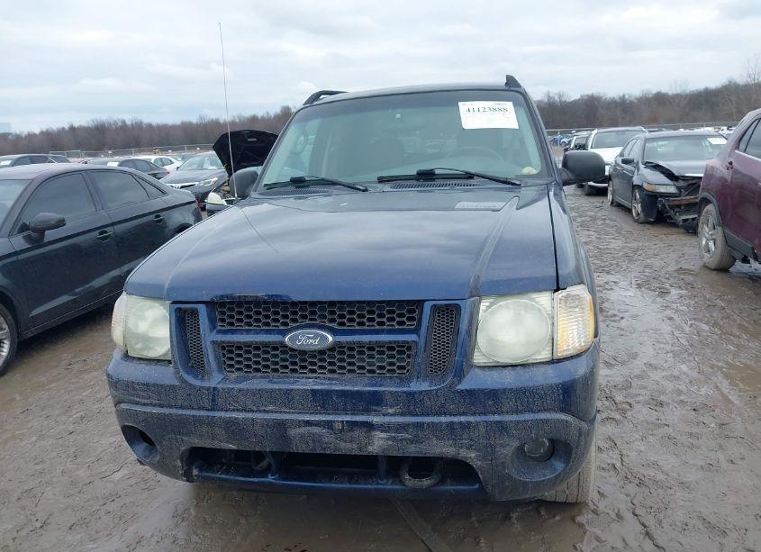 Photo 12 of 2004 Ford Explorer SPORT TRAC ADRENALIN/XLS/XLT (VIN 1FMZU77K24UA90547)