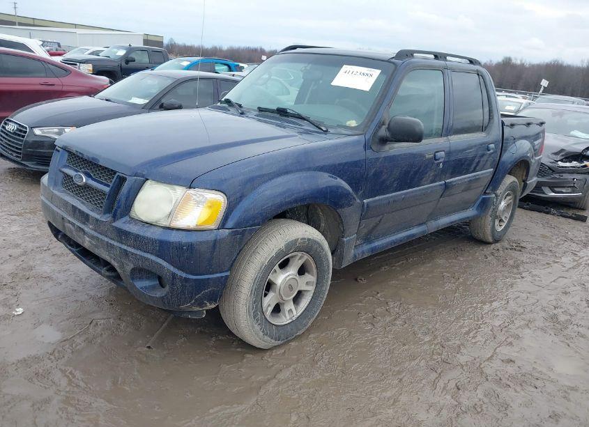 Photo 2 of 2004 Ford Explorer SPORT TRAC ADRENALIN/XLS/XLT (VIN 1FMZU77K24UA90547)