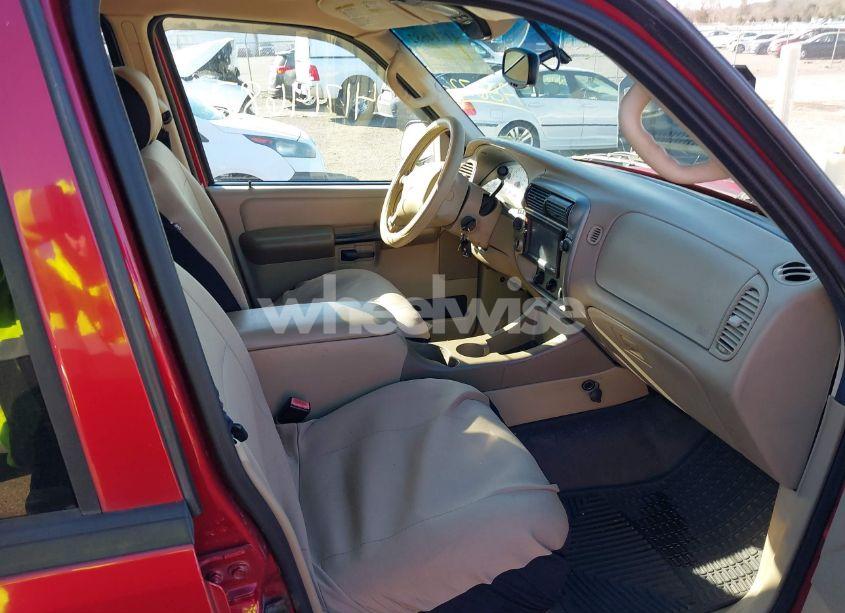 Photo 5 of 2005 Ford Explorer SPORT TRAC ADRENALIN/XLS/XLT (VIN 1FMZU77K25UA86726)