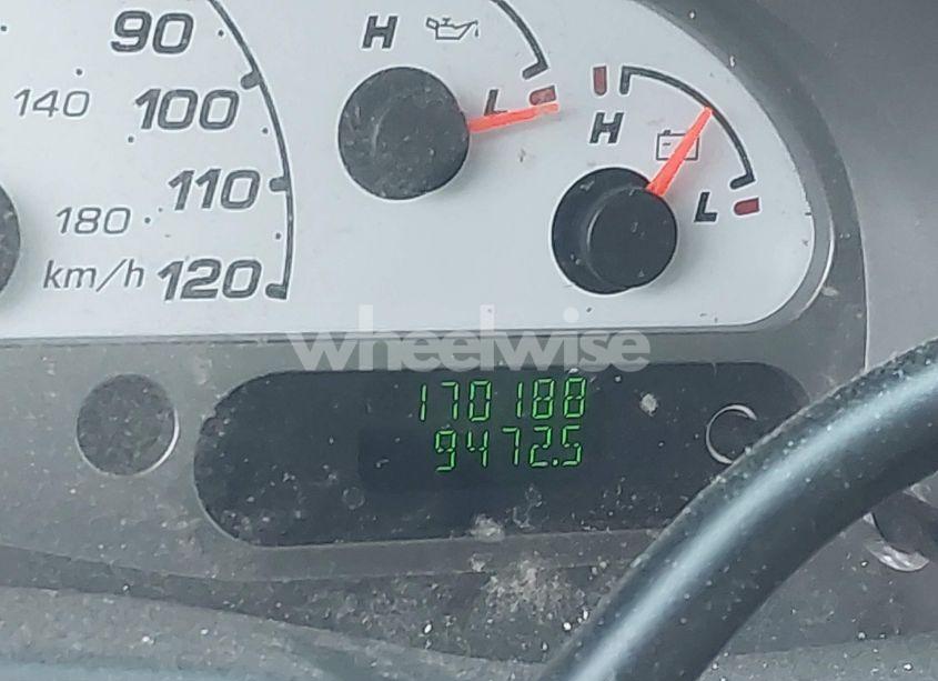 Photo 15 of 2005 Ford Explorer SPORT TRAC ADRENALIN/XLS/XLT (VIN 1FMZU77K35UB14758)