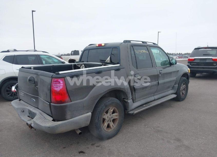 Photo 4 of 2005 Ford Explorer SPORT TRAC ADRENALIN/XLS/XLT (VIN 1FMZU77K35UB14758)