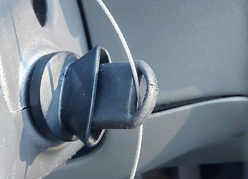 Photo 11 of 2005 Ford Explorer SPORT TRAC ADRENALIN/XLS/XLT (VIN 1FMZU77K45UB80588)