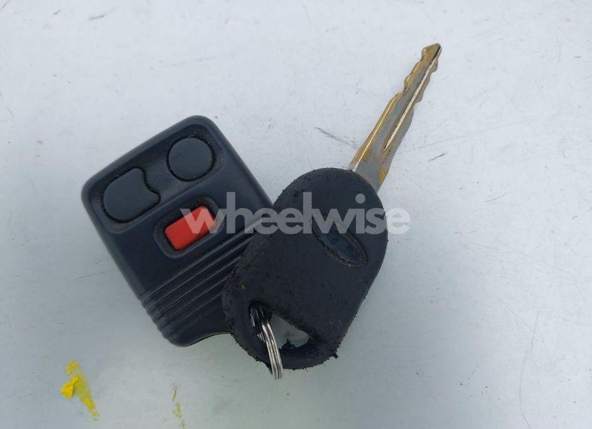 Photo 11 of 2004 Ford Explorer SPORT TRAC ADRENALIN/XLS/XLT (VIN 1FMZU77K54UA15664)