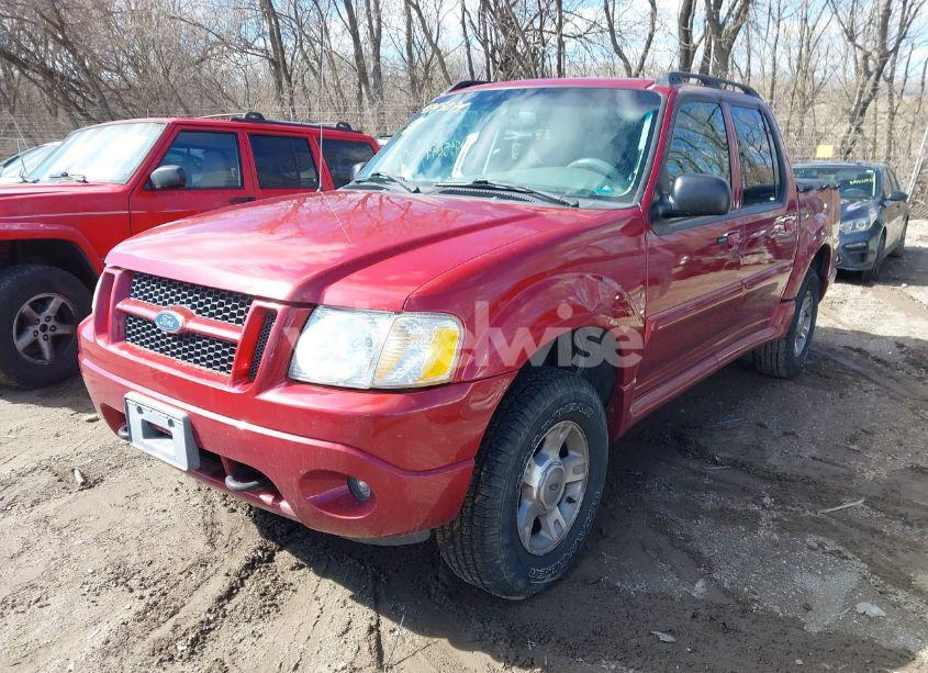 Photo 2 of 2004 Ford Explorer SPORT TRAC ADRENALIN/XLS/XLT (VIN 1FMZU77K54UA66131)