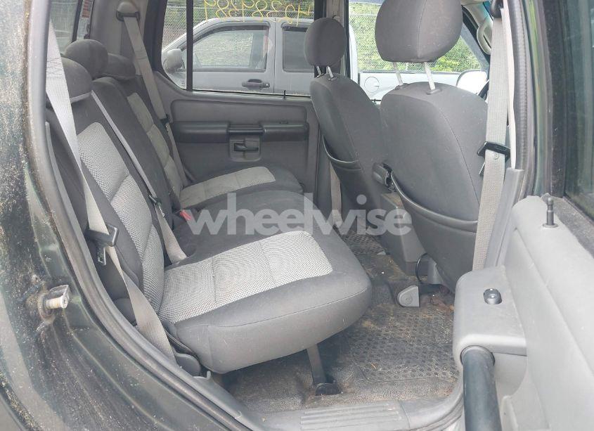 Photo 8 of 2004 Ford Explorer SPORT TRAC ADRENALIN/XLS/XLT (VIN 1FMZU77K54UB85748)