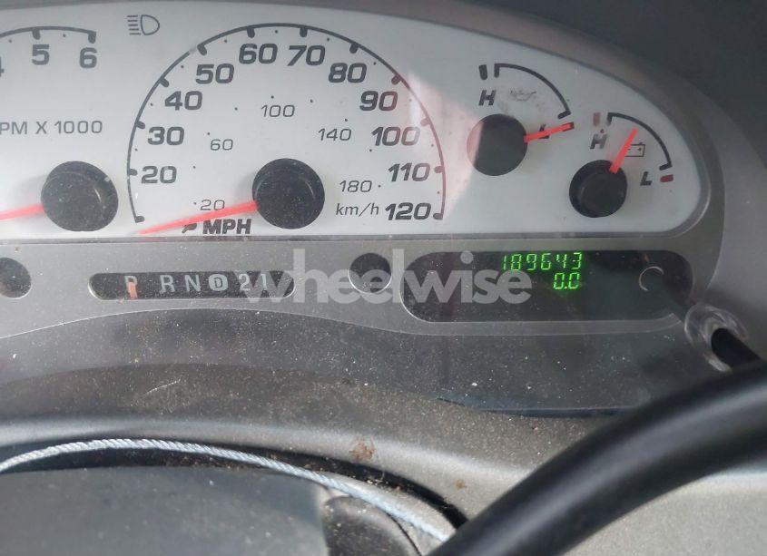 Photo 7 of 2005 Ford Explorer SPORT TRAC ADRENALIN/XLS/XLT (VIN 1FMZU77K55UA34460)