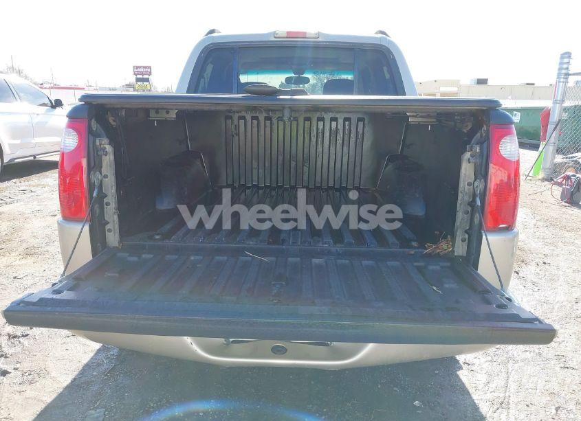 Photo 16 of 2005 Ford Explorer SPORT TRAC ADRENALIN/XLS/XLT (VIN 1FMZU77K55UA79219)