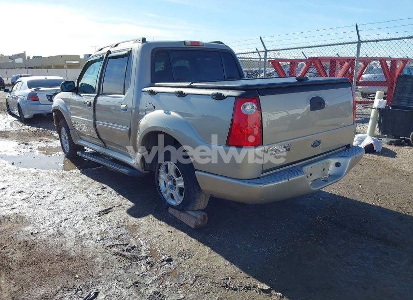 Photo 3 of 2005 Ford Explorer SPORT TRAC ADRENALIN/XLS/XLT (VIN 1FMZU77K55UA79219)