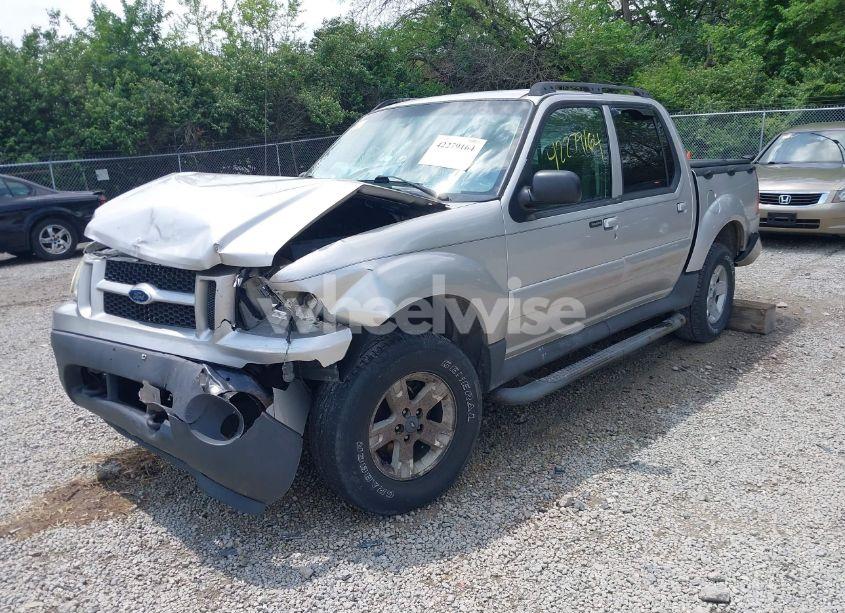 Photo 2 of 2005 Ford Explorer SPORT TRAC ADRENALIN/XLS/XLT (VIN 1FMZU77K55UB51889)