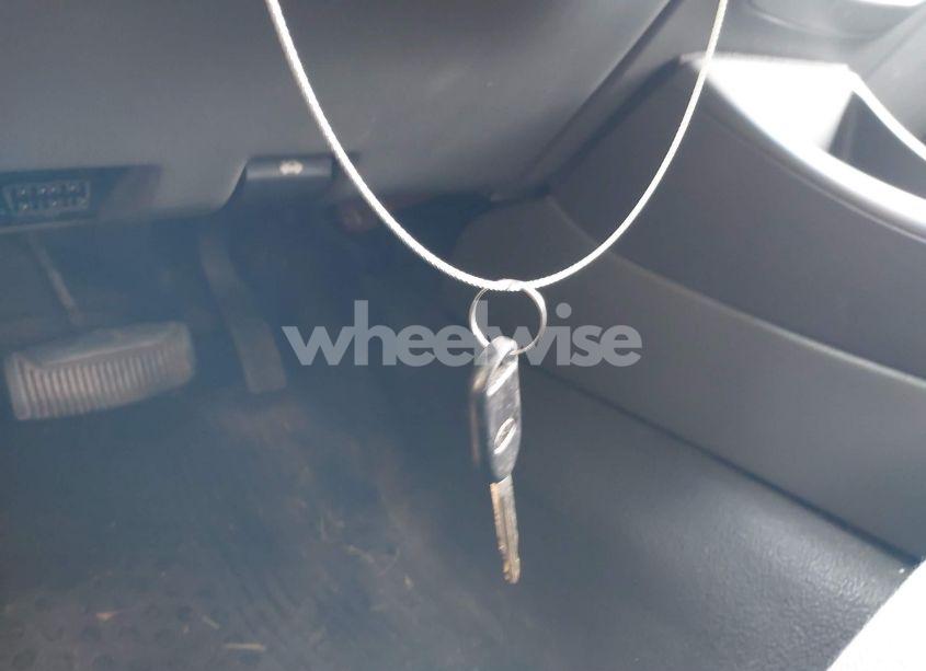 Photo 11 of 2004 Ford Explorer SPORT TRAC ADRENALIN/XLS/XLT (VIN 1FMZU77K64UA53405)