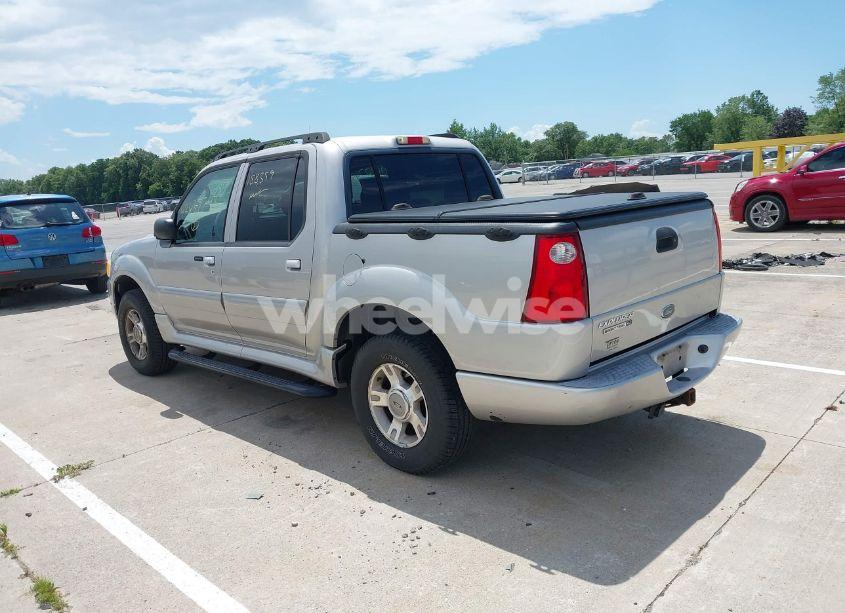 Photo 3 of 2004 Ford Explorer SPORT TRAC ADRENALIN/XLS/XLT (VIN 1FMZU77K64UA98358)