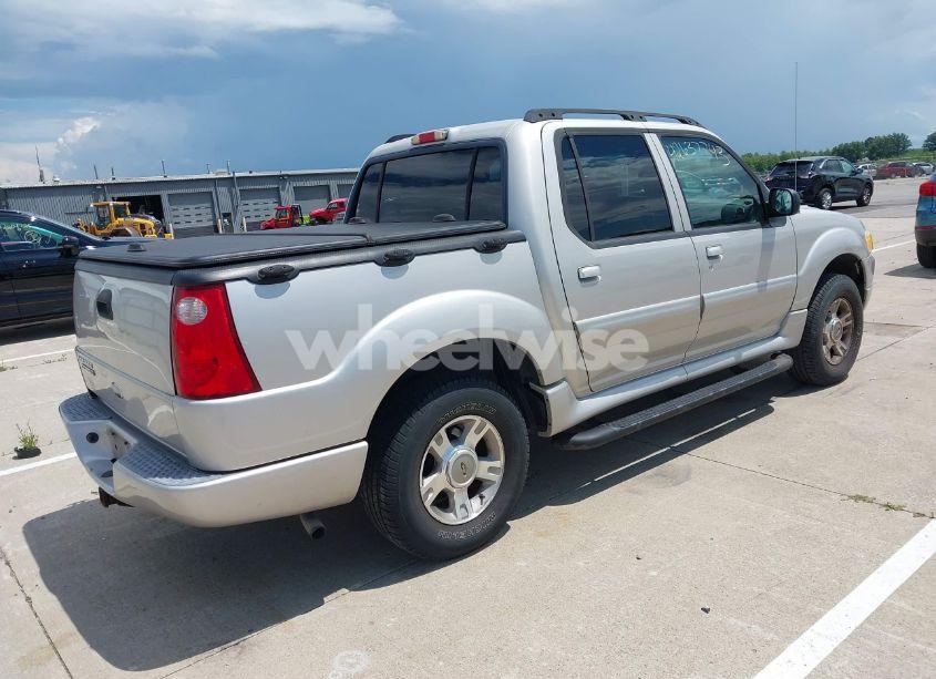 Photo 4 of 2004 Ford Explorer SPORT TRAC ADRENALIN/XLS/XLT (VIN 1FMZU77K64UA98358)
