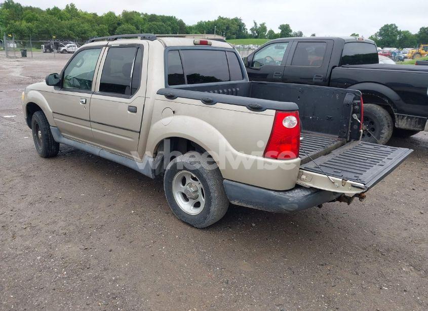 Photo 3 of 2005 Ford Explorer SPORT TRAC ADRENALIN/XLS/XLT (VIN 1FMZU77K65UA53244)