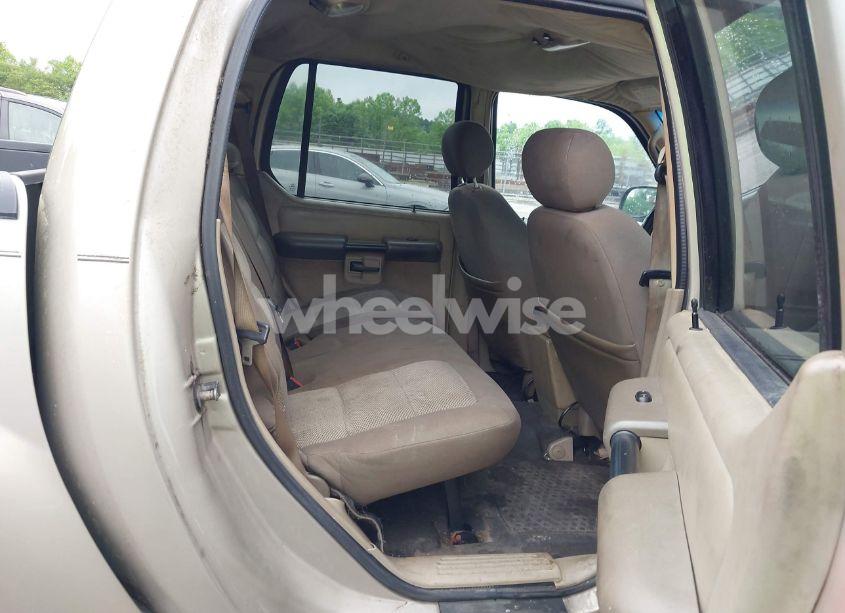 Photo 8 of 2005 Ford Explorer SPORT TRAC ADRENALIN/XLS/XLT (VIN 1FMZU77K65UA53244)