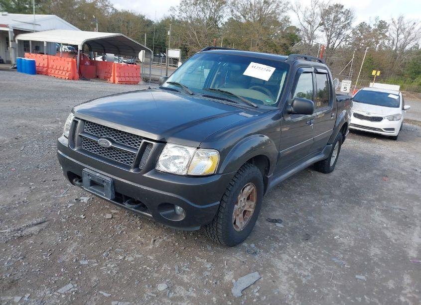 Photo 2 of 2005 Ford Explorer SPORT TRAC (VIN 1FMZU77K65UB65185)