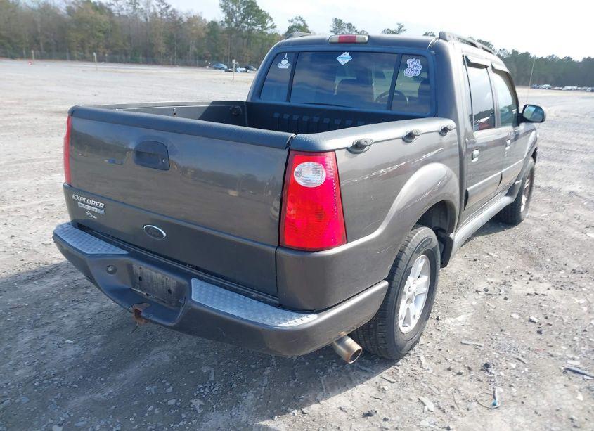 Photo 4 of 2005 Ford Explorer SPORT TRAC (VIN 1FMZU77K65UB65185)