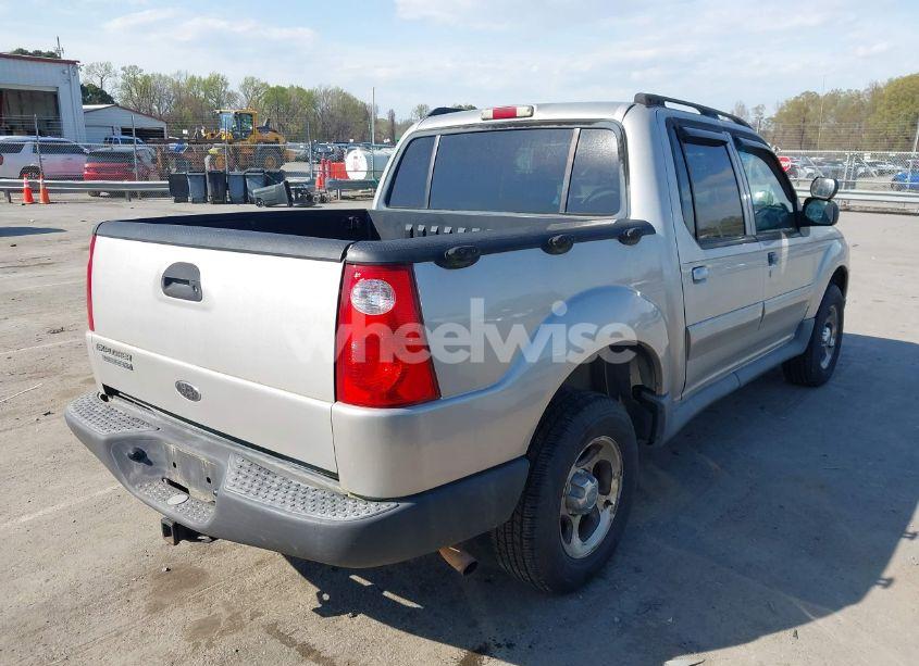 Photo 4 of 2004 Ford Explorer SPORT TRAC ADRENALIN/XLS/XLT (VIN 1FMZU77K74UA28903)