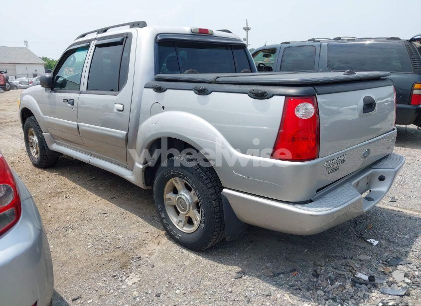 Photo 3 of 2004 Ford Explorer SPORT TRAC ADRENALIN/XLS/XLT (VIN 1FMZU77K74UB03292)