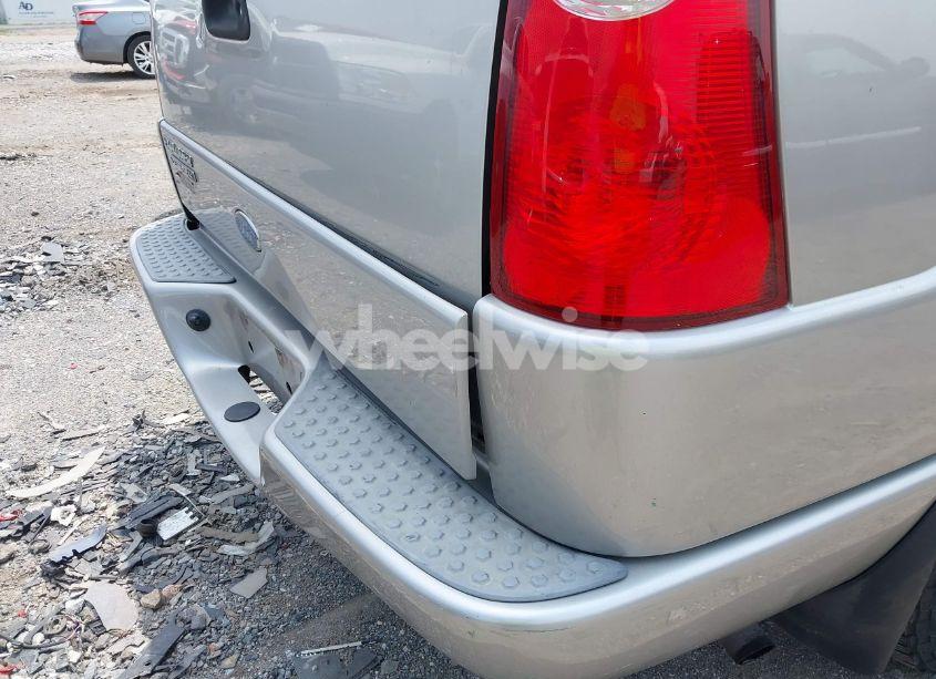 Photo 6 of 2004 Ford Explorer SPORT TRAC ADRENALIN/XLS/XLT (VIN 1FMZU77K74UB03292)