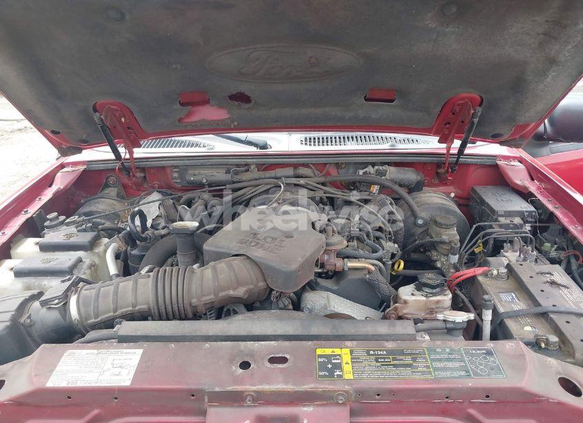 Photo 10 of 2005 Ford Explorer SPORT TRAC ADRENALIN/XLS/XLT (VIN 1FMZU77K75UA64821)