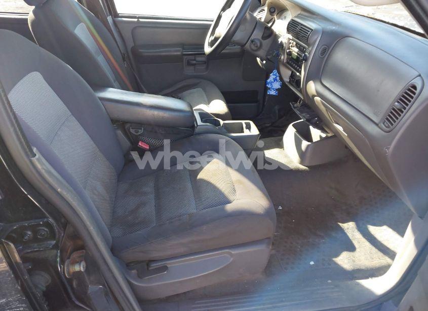 Photo 5 of 2005 Ford Explorer SPORT TRAC ADRENALIN/XLS/XLT (VIN 1FMZU77K75UB73103)