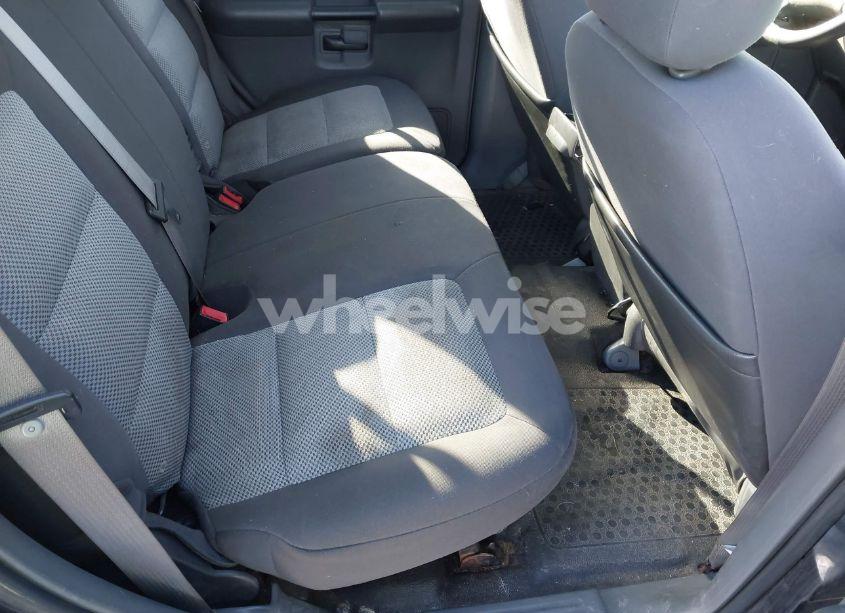Photo 8 of 2005 Ford Explorer SPORT TRAC ADRENALIN/XLS/XLT (VIN 1FMZU77K75UB73103)