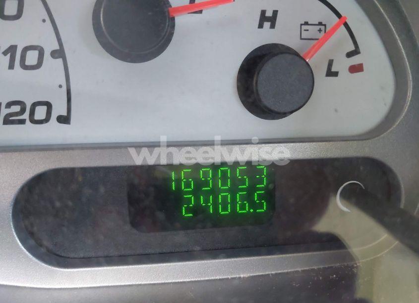 Photo 7 of 2004 Ford Explorer SPORT TRAC ADRENALIN/XLS/XLT (VIN 1FMZU77K84UA47217)