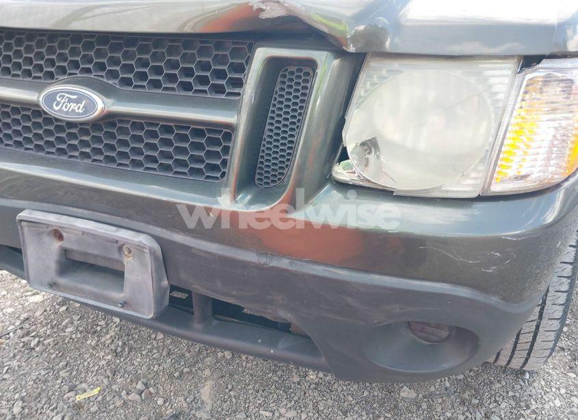 Photo 6 of 2004 Ford Explorer SPORT TRAC ADRENALIN/XLS/XLT (VIN 1FMZU77K84UA90732)