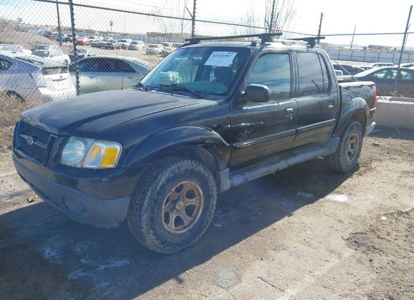 Photo 2 of 2004 Ford Explorer SPORT TRAC ADRENALIN/XLS/XLT (VIN 1FMZU77K84UA97261)