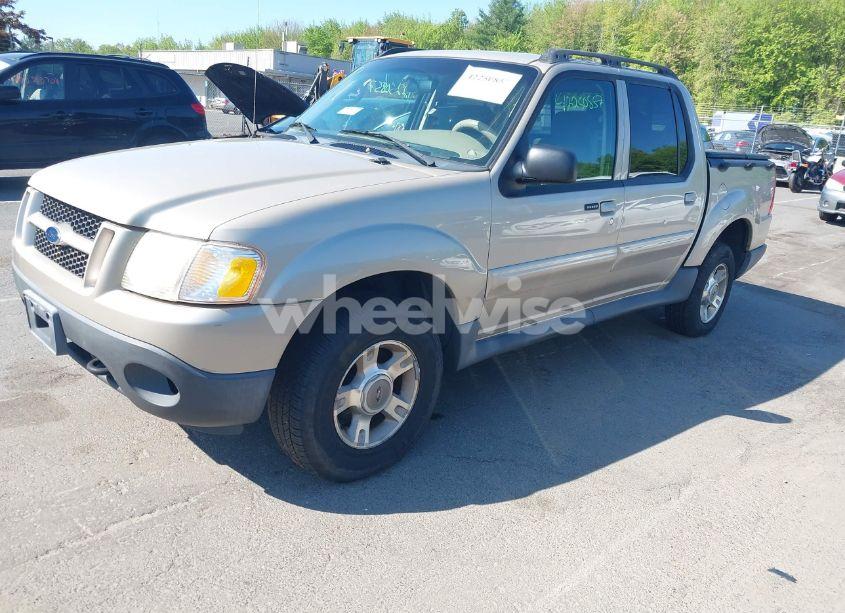 Photo 2 of 2004 Ford Explorer SPORT TRAC ADRENALIN/XLS/XLT (VIN 1FMZU77K84UB42473)