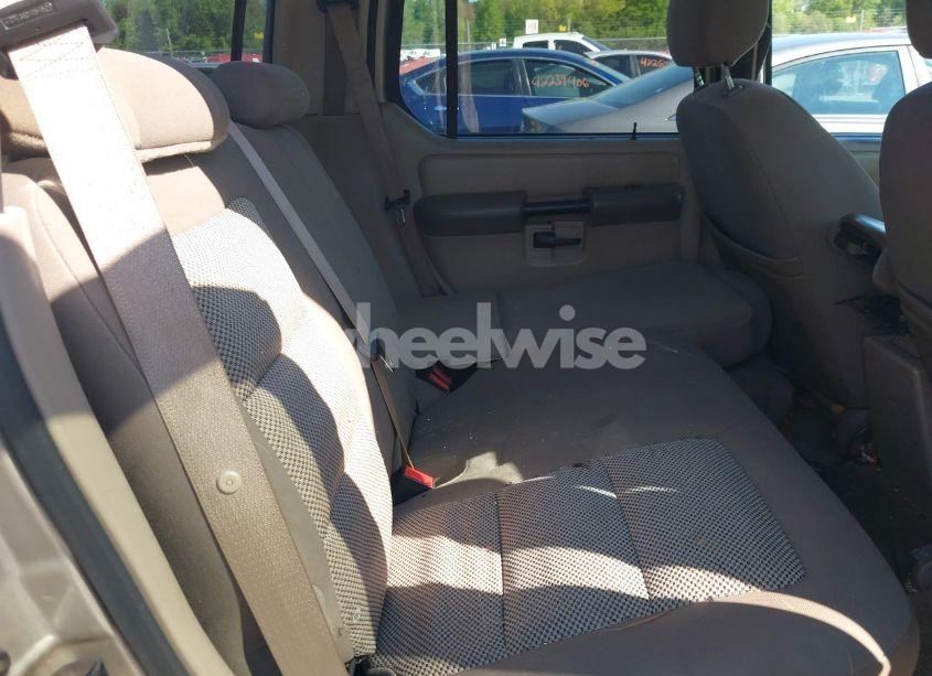 Photo 8 of 2004 Ford Explorer SPORT TRAC ADRENALIN/XLS/XLT (VIN 1FMZU77K84UB42473)