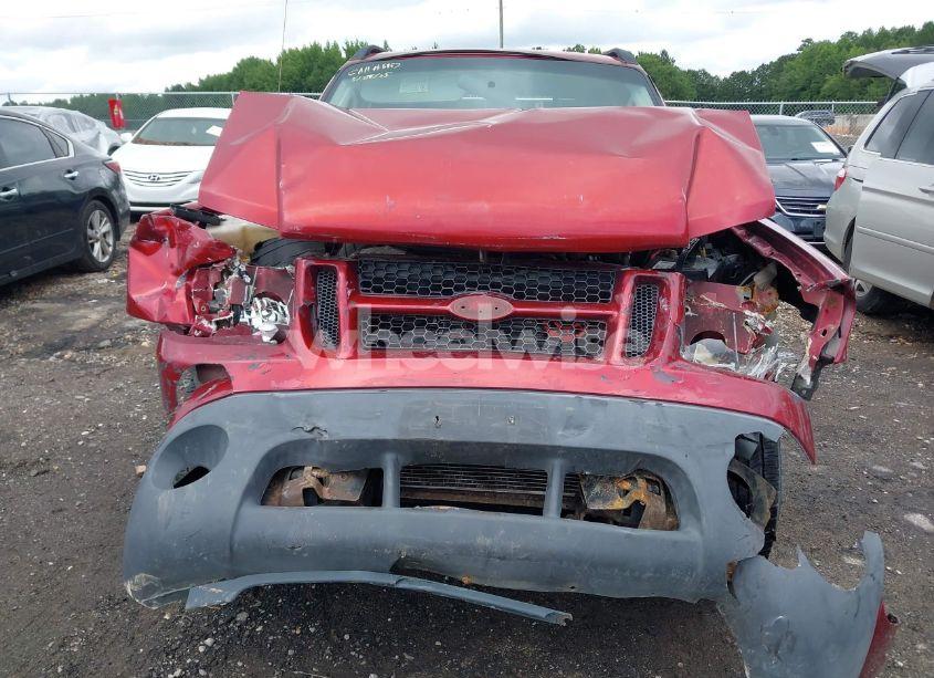 Photo 12 of 2004 Ford Explorer SPORT TRAC ADRENALIN/XLS/XLT (VIN 1FMZU77K84UB72038)