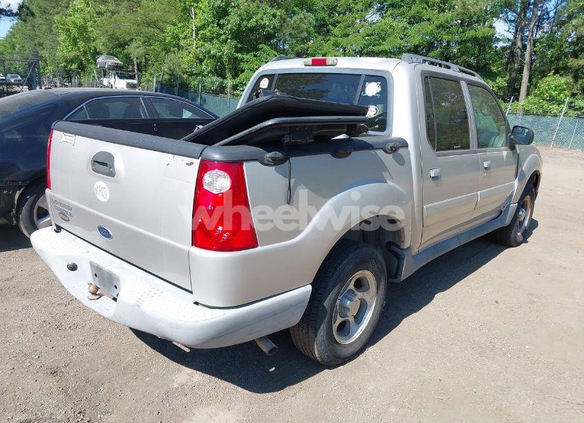 Photo 4 of 2005 Ford Explorer SPORT TRAC ADRENALIN/XLS/XLT (VIN 1FMZU77K85UA59577)