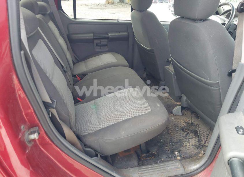 Photo 8 of 2005 Ford Explorer SPORT TRAC ADRENALIN/XLS/XLT (VIN 1FMZU77K85UB64779)
