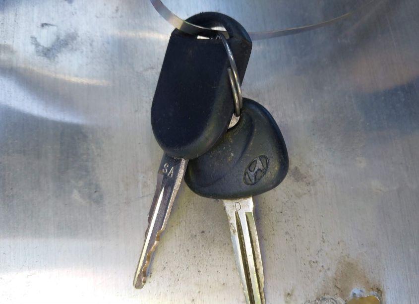 Photo 11 of 2004 Ford Explorer SPORT TRAC ADRENALIN/XLS/XLT (VIN 1FMZU77K94UB68029)