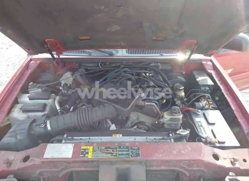 Photo 10 of 2004 Ford Explorer SPORT TRAC ADRENALIN/XLS/XLT (VIN 1FMZU77KX4UA69977)